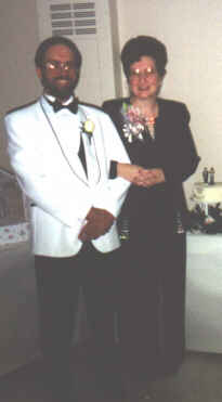 wedding18sm.jpg (6816 bytes)